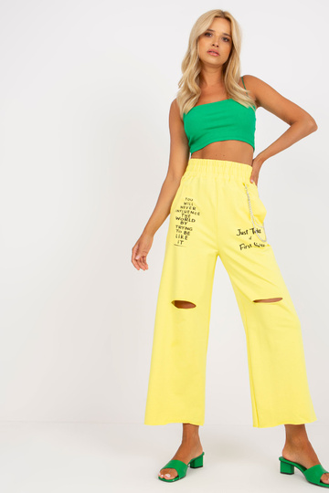 Dzeltenas sieviešu sporta...