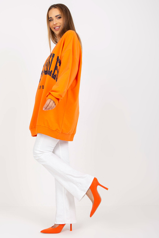 Oranžs-nay džemperis ar viena izmēra... Oranžs-nay džemperis ar viena izmēra...