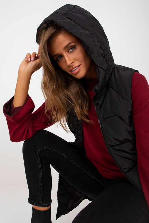 Garā dūnu veste ar melnu kapuci