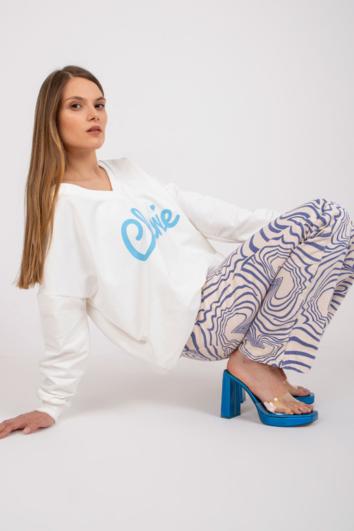 Ekrūzils kokvilnas oversize džemperis... Ekrūzils kokvilnas oversize džemperis...