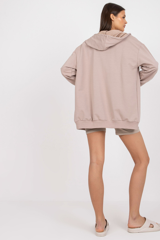 Bēšs trīsdaļīgs pamata komplekts ar... Bēšs trīsdaļīgs pamata komplekts ar...