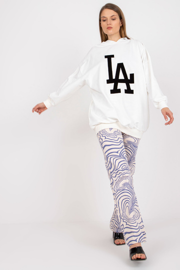 Balts sporta krekls ar...