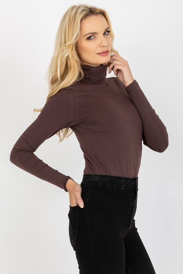 Tumši brūna bruņurupuču...