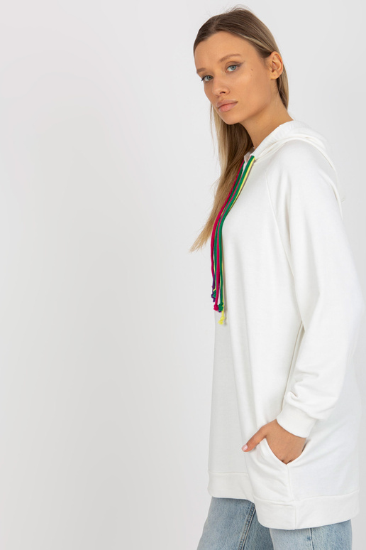 Ecru garais oversize džemperis ar kapuci Ecru garais oversize džemperis ar kapuci