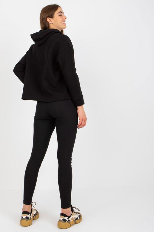 Melns sieviešu sporta kreklu...