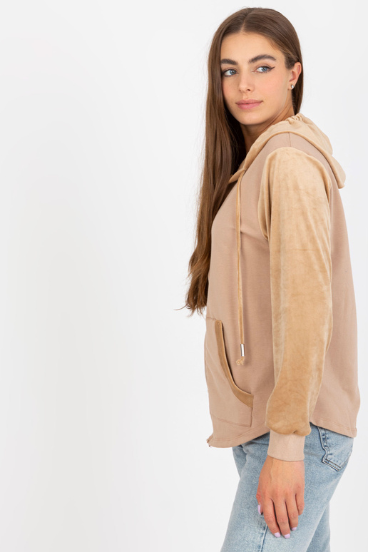 Bēšs sieviešu džemperis ar velūra... Bēšs sieviešu džemperis ar velūra...