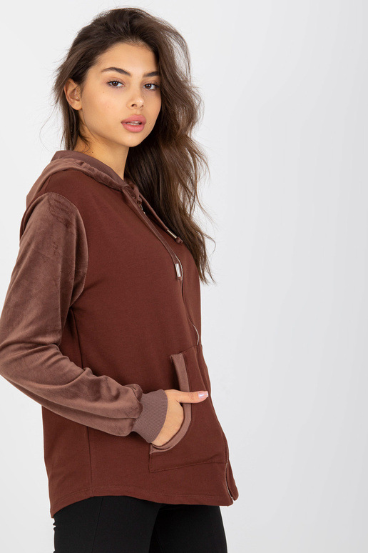 Brūns sieviešu džemperis ar velūra...