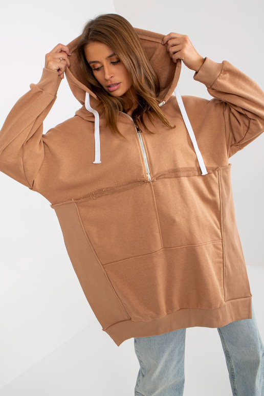 Kamelfarbenes Oversize-džemperis ar...