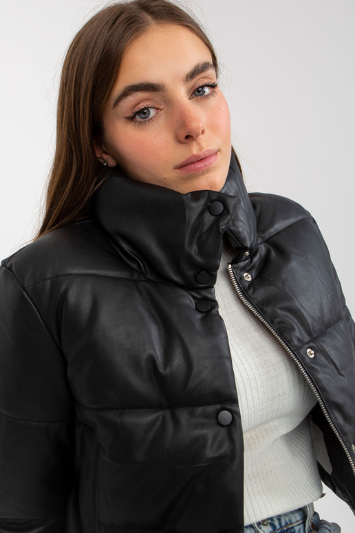 Melna īsa dūnu jaka no eko-ādas ar... Melna īsa dūnu jaka no eko-ādas ar...