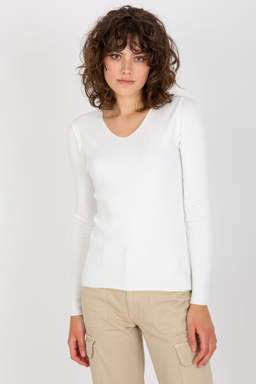 Balts, klasisks V veida kakla...