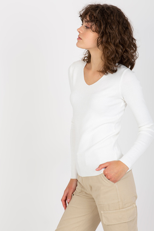 Balts, klasisks V veida kakla...