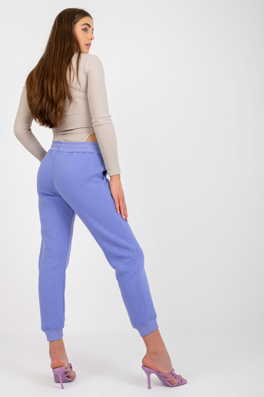 Gaiši purpursarkani kokvilnas... Gaiši purpursarkani kokvilnas...