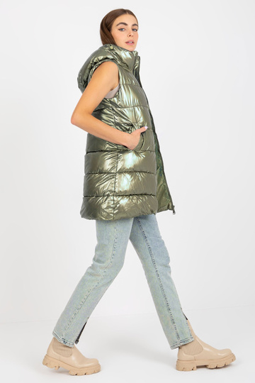 Tumši zaļa ziemas kapuci...