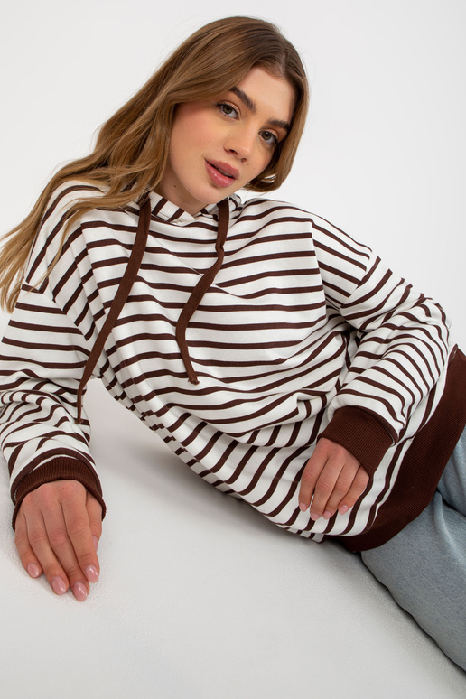 Tumši brūns un balts brīvs svītrains...