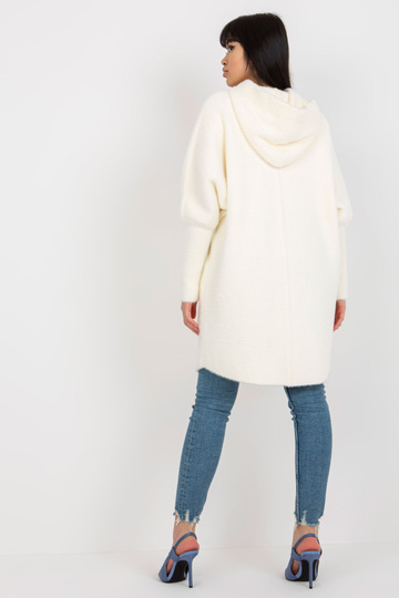 Ecru sieviešu alpakas...