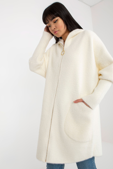 Ecru sieviešu alpakas... 2