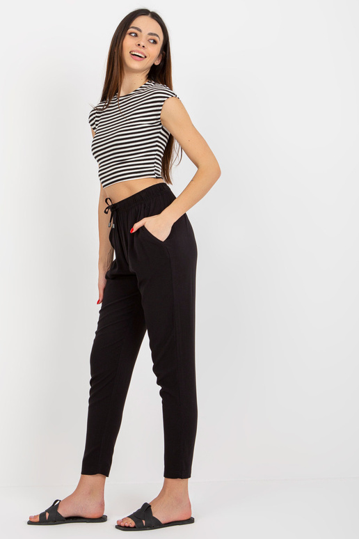 Melnas vasaras bikses no viskozes...