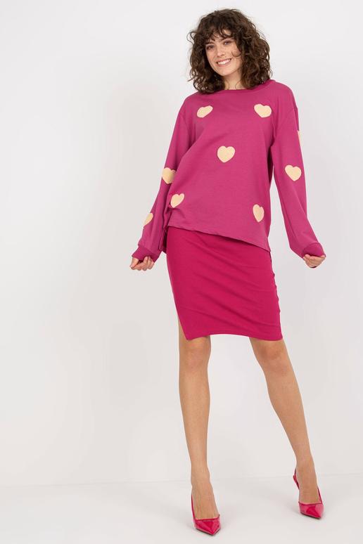 Fuksijas krāsas sieviešu ikdienas...