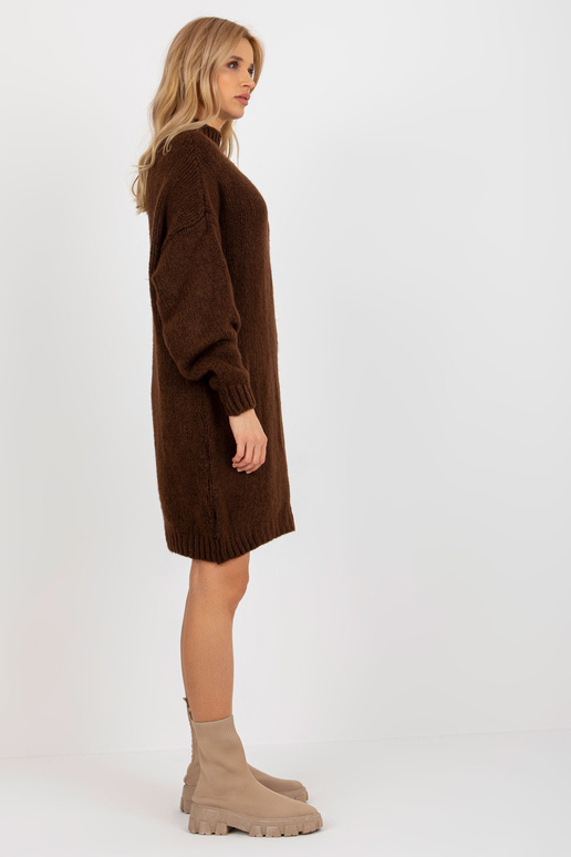 Tumši brūna, brīva trikotāžas kleita...