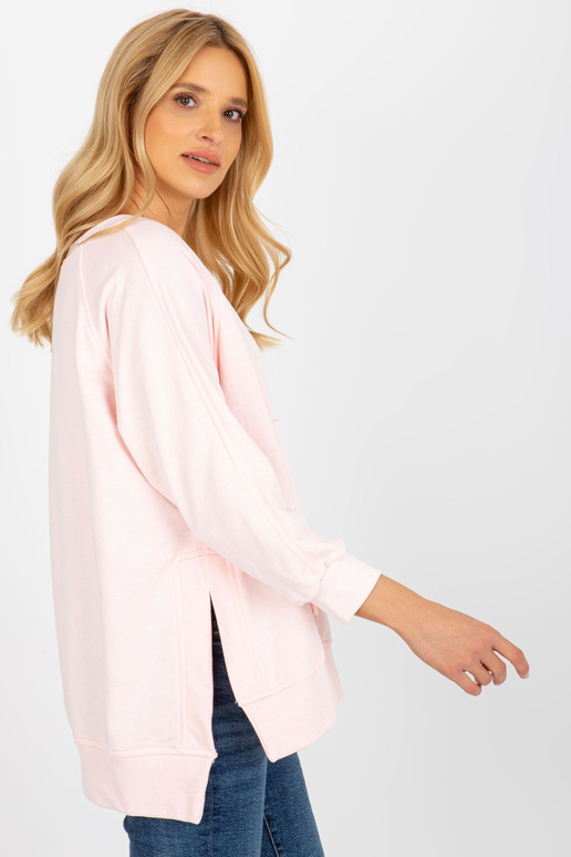 Gaiši rozā sporta krekls pamata...