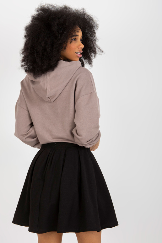 Brūns divdaļīgs sporta krekla... Brūns divdaļīgs sporta krekla...