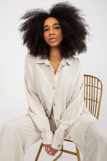 Gaiši bēšs vasaras...