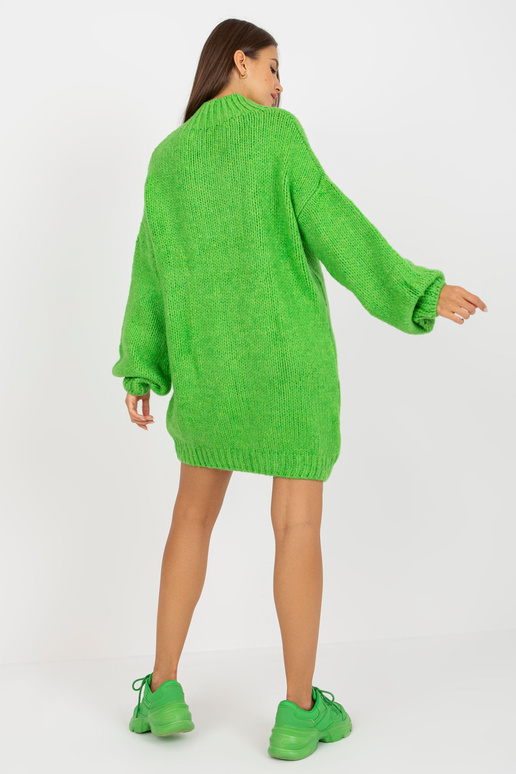 Gaiši zaļa trikotāžas kleita ar garām...