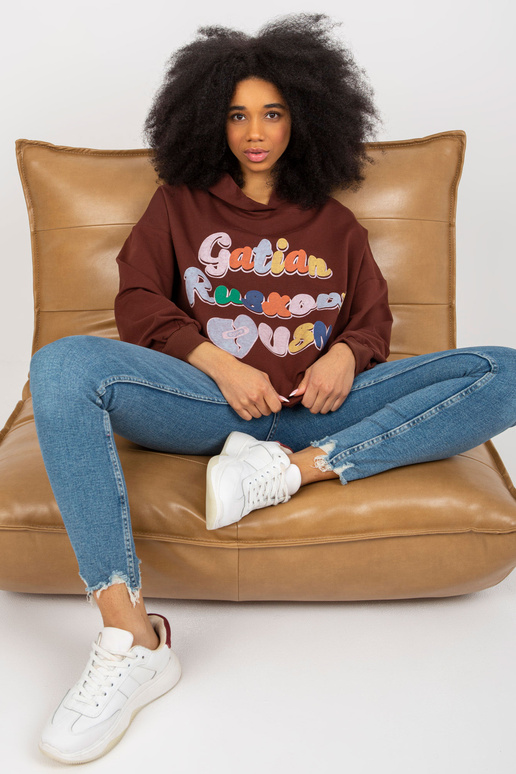 Tumši brūns oversize garš džemperis...