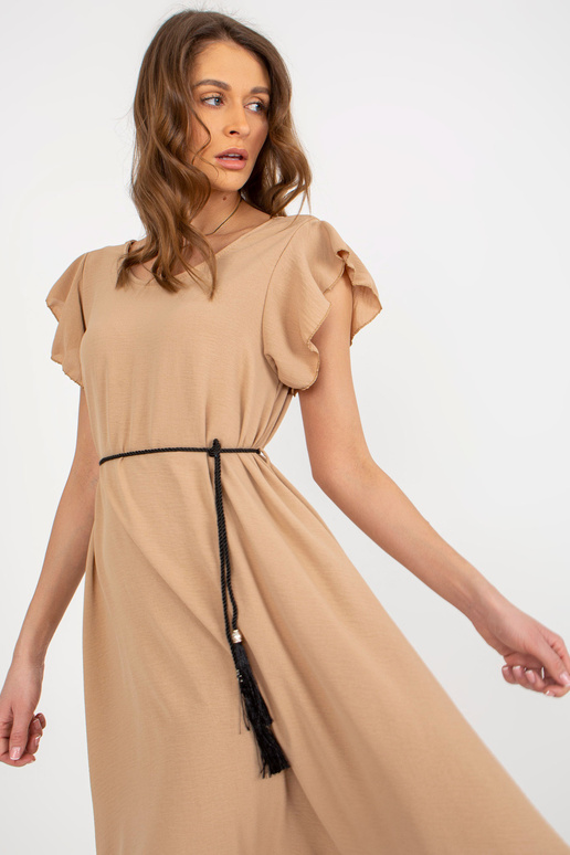 Kamieļa lielizmēra kleita ar volānu...