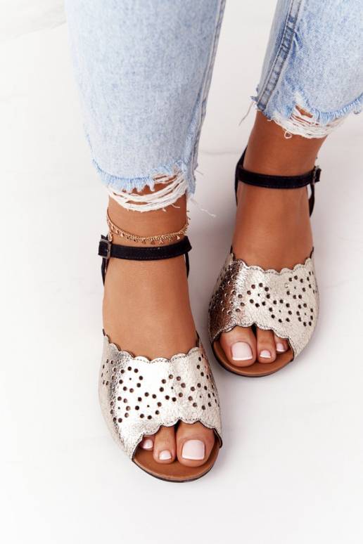 Sieviešu basenes no dabīgas ādas Sieviešu basenes no dabīgas ādas