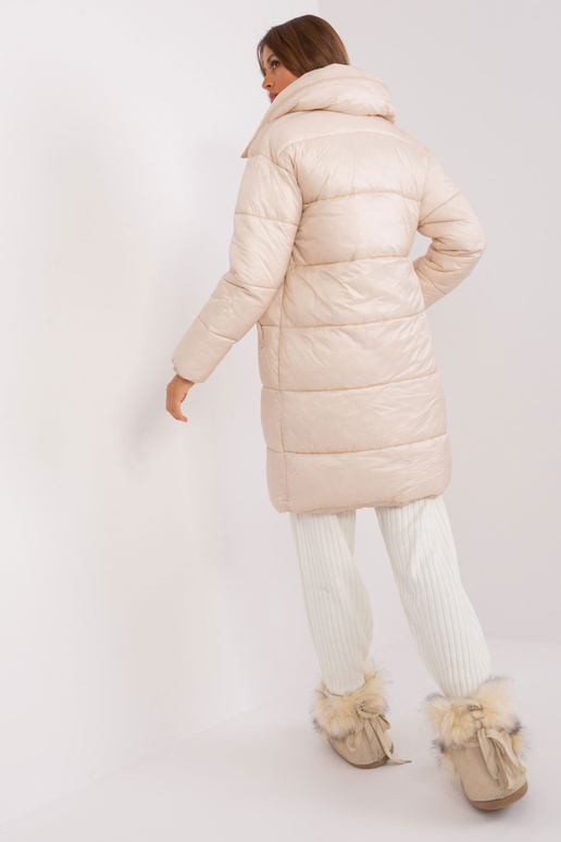 Jaka-NM-KR-TR8310.17P-gaiši bēša