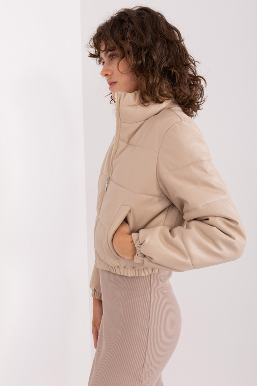 Jaka-NM-KR-T3-2658.99P-bēša Jaka-NM-KR-T3-2658.99P-bēša