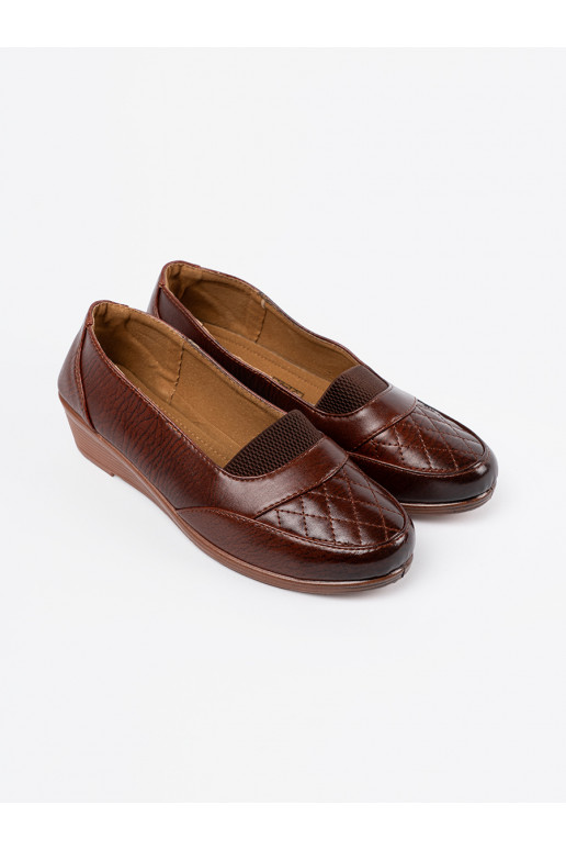  brūnas krāsas kurpes 