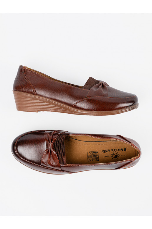 brūnas krāsas  kurpes 