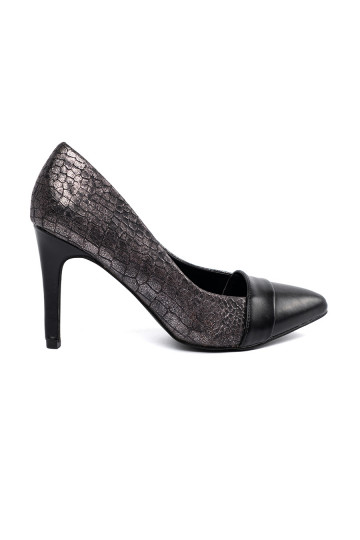 Kurpes Melnas krāsas wężowy wzór