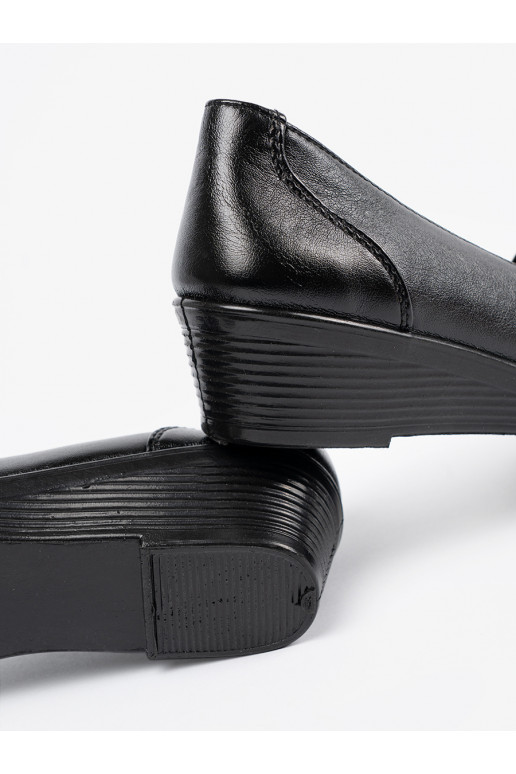 Sieviešu zābaki z fakturą skóry węża