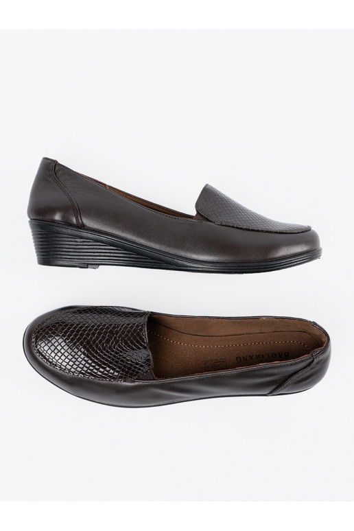 brūnas krāsas kurpes 