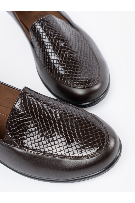 brūnas krāsas kurpes 