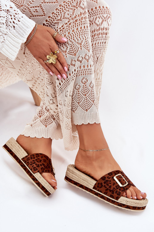 sieviešu čības ar platformu  ar leoparda kažokādas rakstu Selira