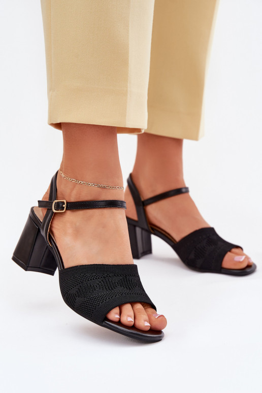 Sieviešu basenes Na Słupkowym Obcasie Melns Sarena Sieviešu basenes Na Słupkowym Obcasie Melns Sarena