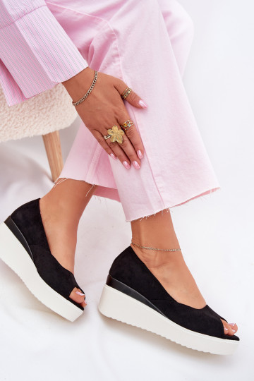 Sieviešu basenes  Z u Melns Velira