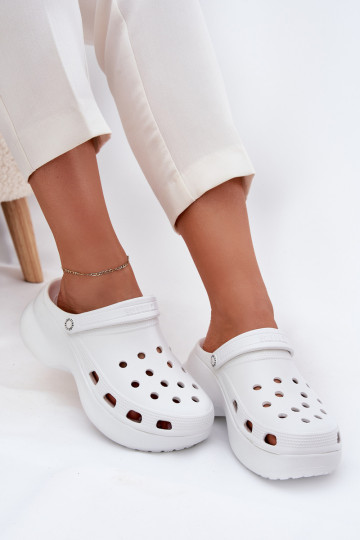 Vieglas čības uz pirksta sieviešu čības  Big Star RR274A119 baltas krāsas