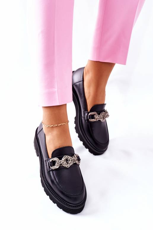 Apavi melnas krāsas