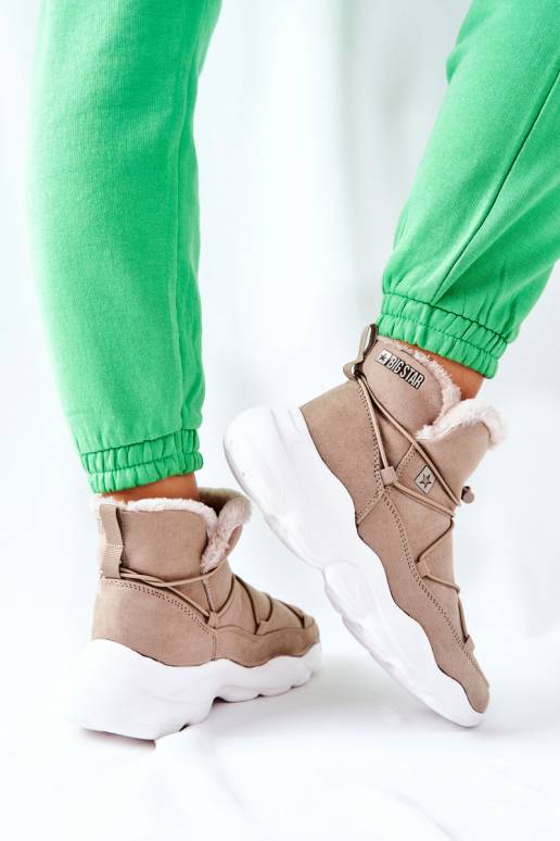 Sniega apavi siltināti smilšu krāsas