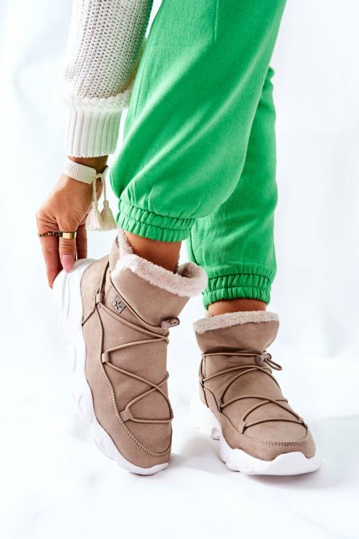 Sniega apavi siltināti smilšu krāsas