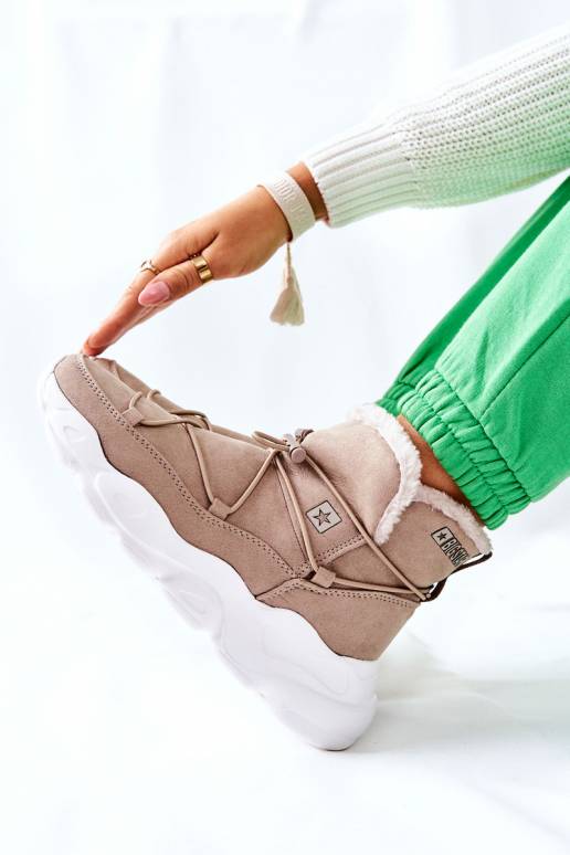 Sniega apavi siltināti smilšu krāsas