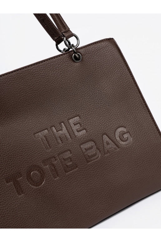 ka kawowa z tłoczonym napisem