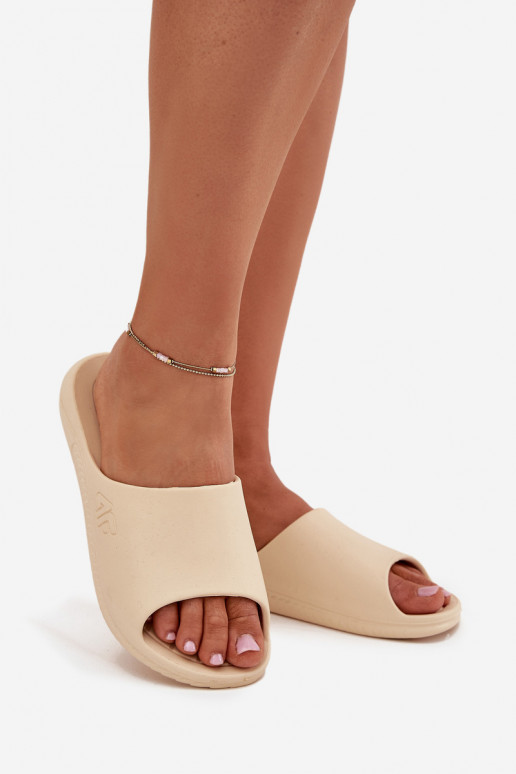 Sieviešu čības 4F 4FMM00FFLIF093A-83S smilšu krāsā