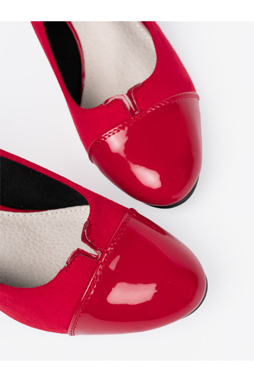 sarkanas krāsas puszābaki z lakierowanym noskiem sarkanas krāsas puszābaki z lakierowanym noskiem