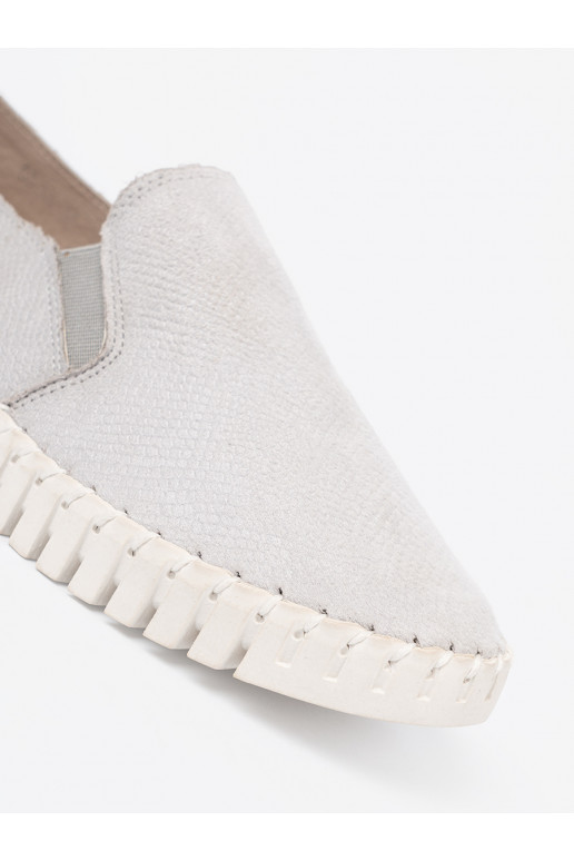 Pelēkas krāsas kurpes slip-on z mi wstawkami Pelēkas krāsas kurpes slip-on z mi wstawkami